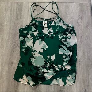 Japna Woman’s Floral Thin Strap Camisole Top Size Medium With Open Back